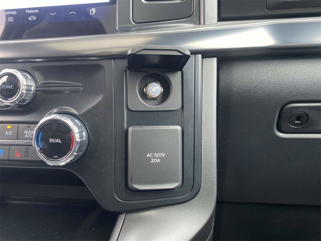 New 2025 Ford F150 Lariat w/ Equipment Group 501A Mid image 26