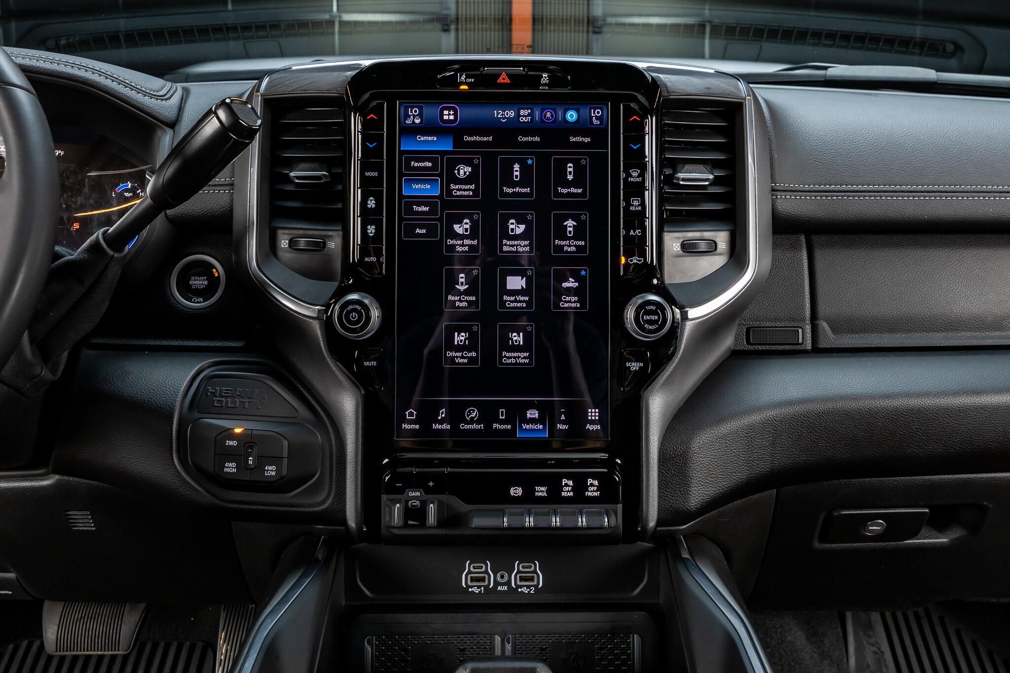 Used 2025 RAM 2500 Laramie w/ Night Edition AWD/4WD image 24