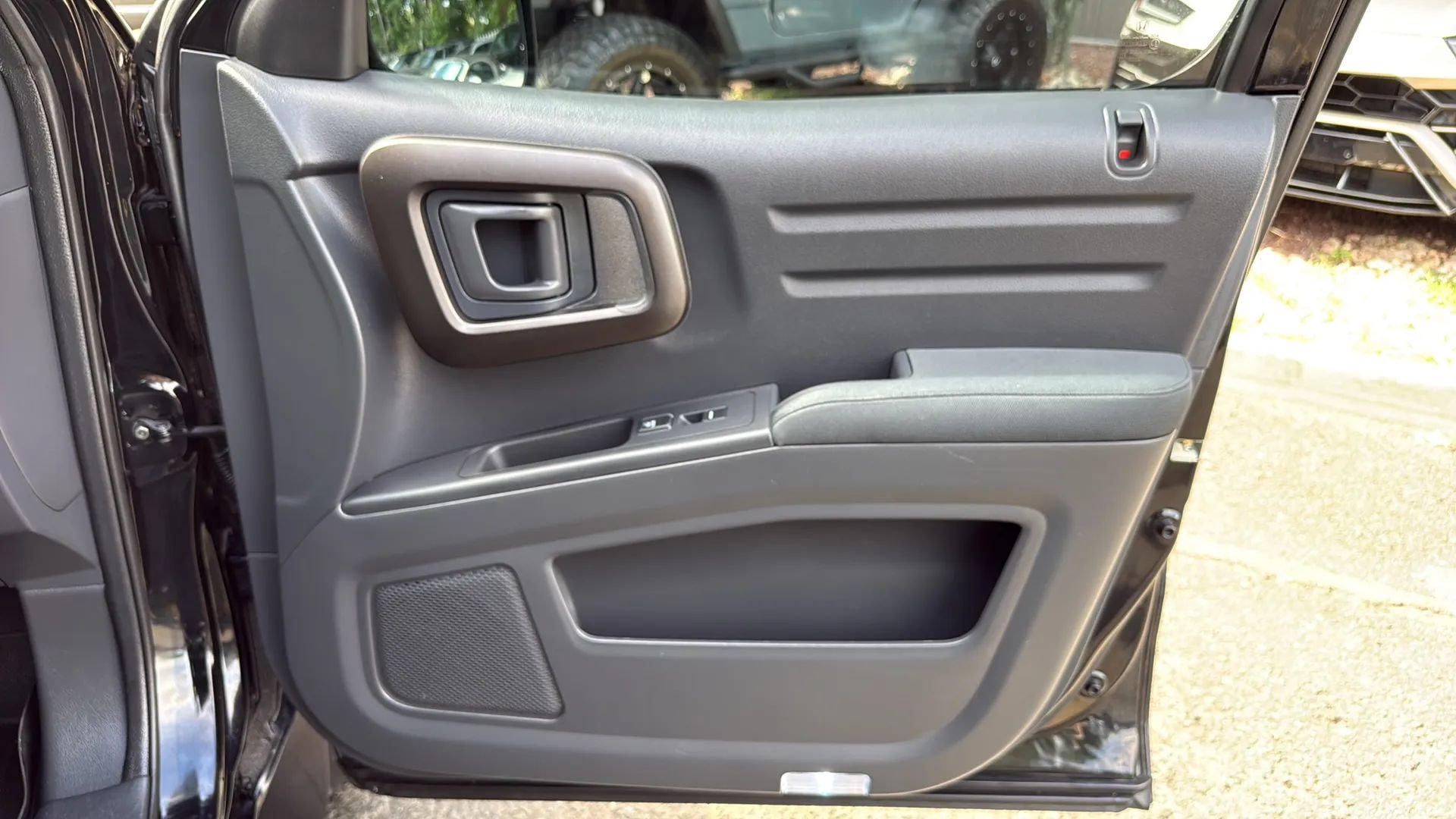 Used 2013 Honda Ridgeline Sport image 19