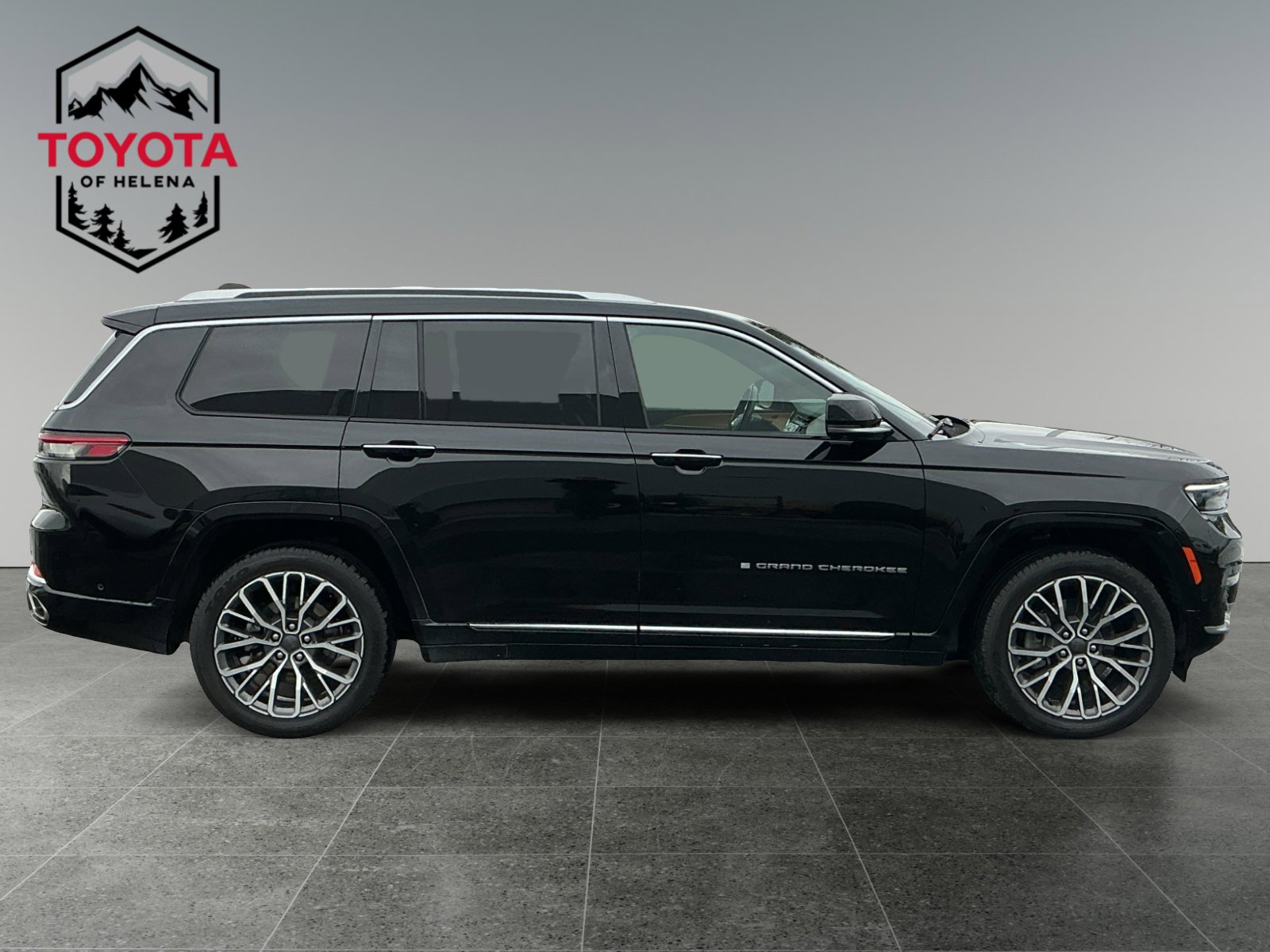 Used 2021 Jeep Grand Cherokee L Summit image 6