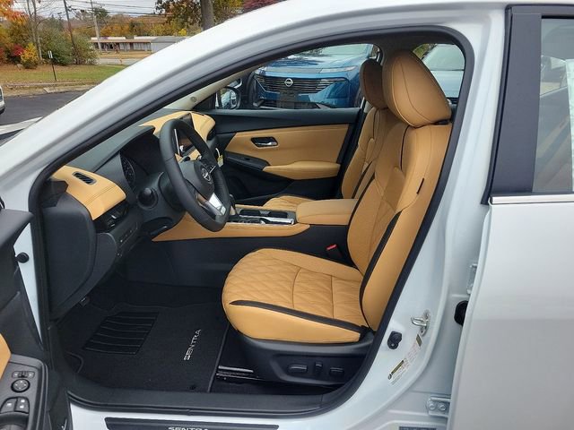 New 2025 Nissan Sentra SV w/ SV Premium Package image 5