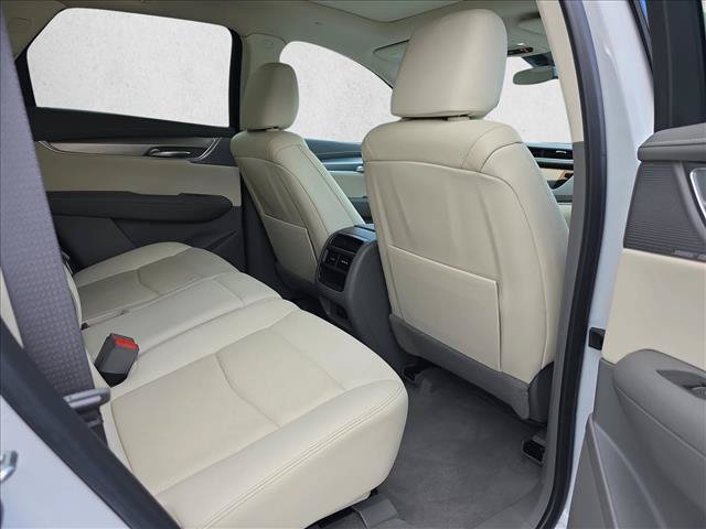 Used 2021 Cadillac XT5 Premium Luxury AWD/4WD image 11