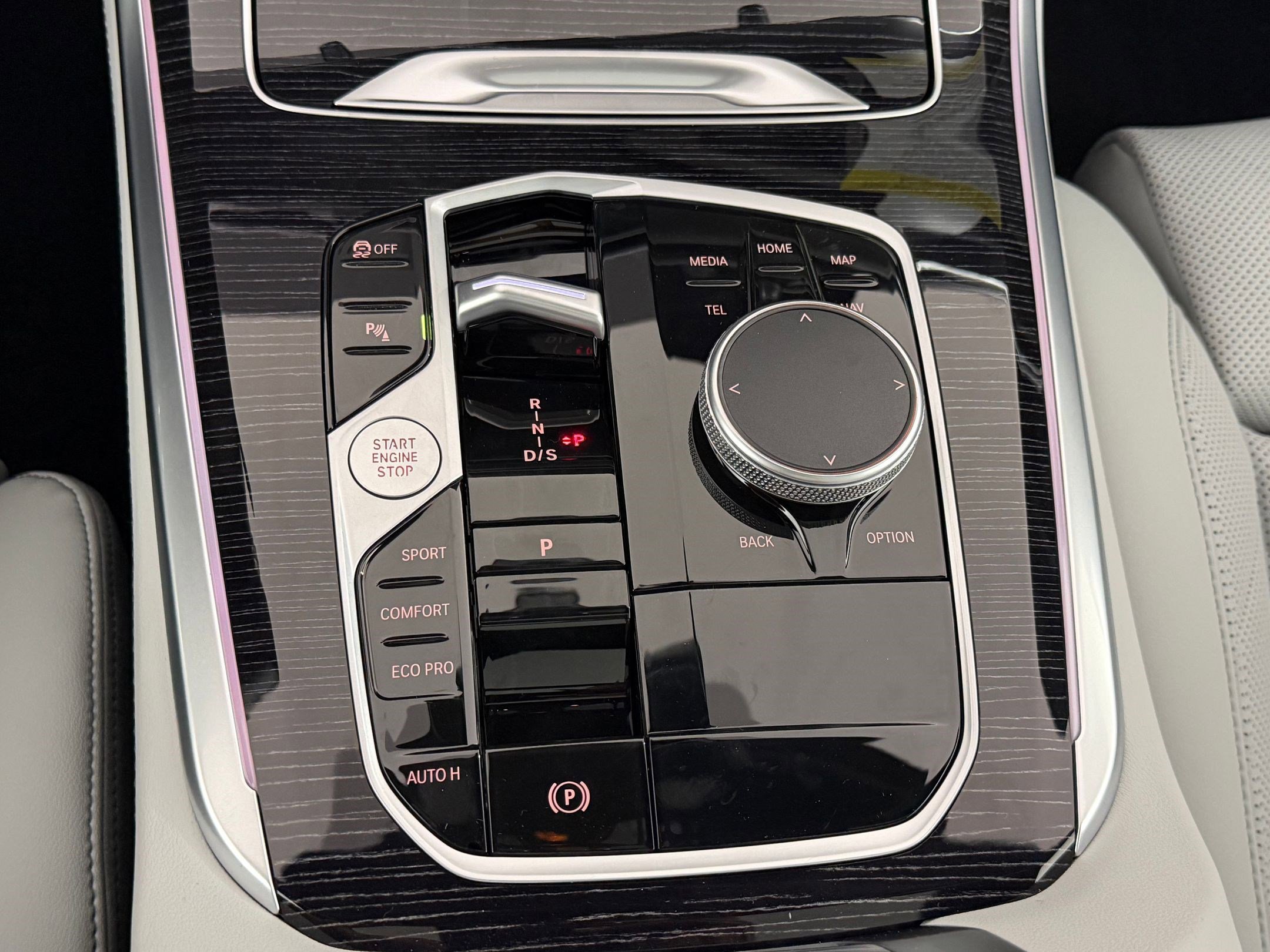 New 2026 BMW X5 sDrive40i image 25