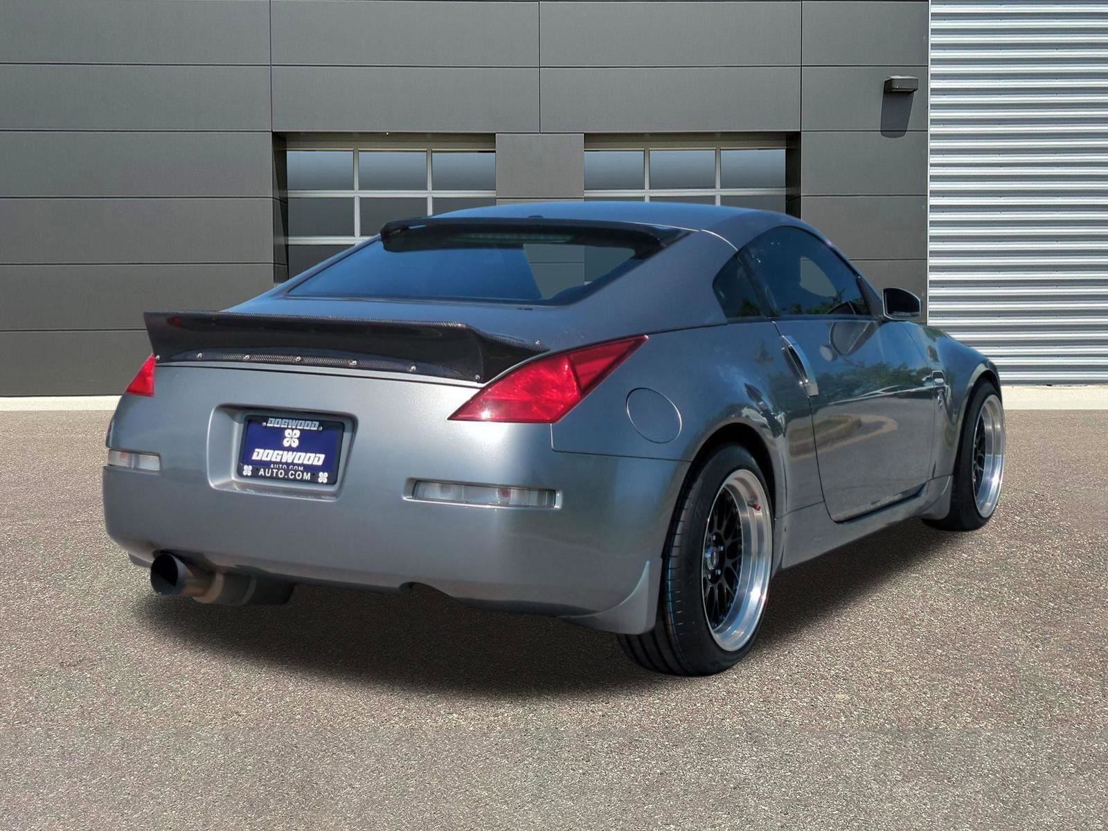 Used 2004 Nissan 350Z Touring w/ Aerodynamics Pkg RWD image 7