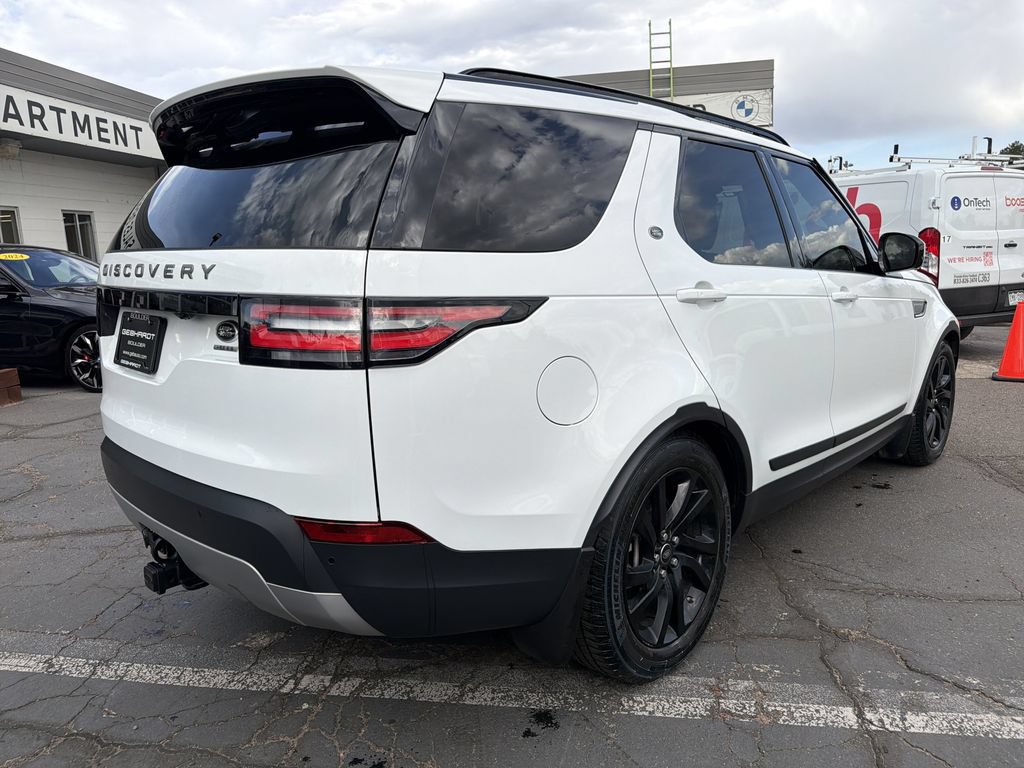 Used 2018 Land Rover Discovery HSE AWD/4WD image 8