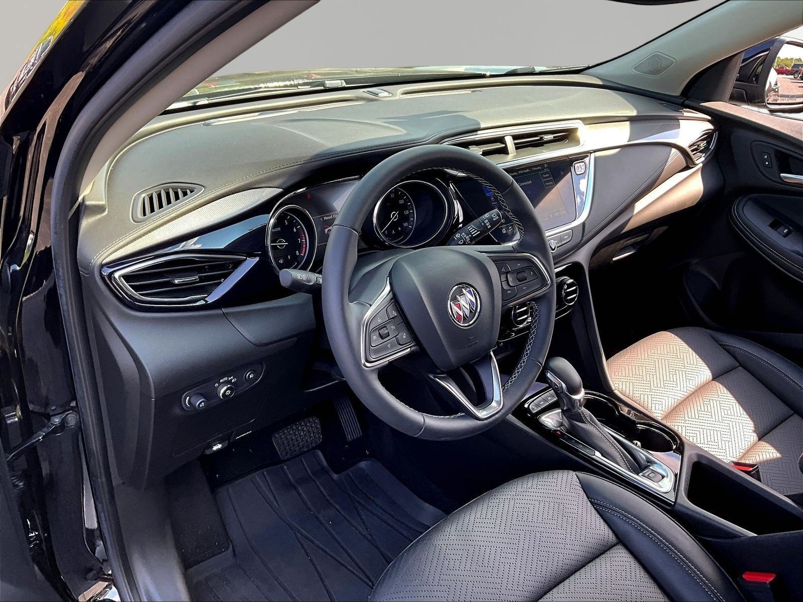 Used 2022 Buick Encore GX Essence w/ Experience Buick Package AWD/4WD image 17