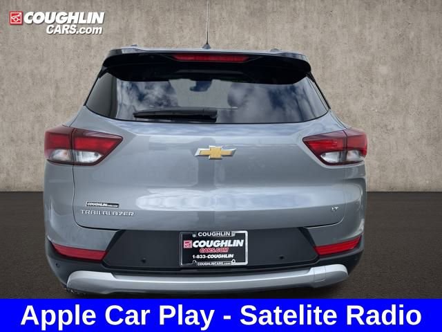 Used 2025 Chevrolet TrailBlazer LT w/ Driver Confidence Package image 6