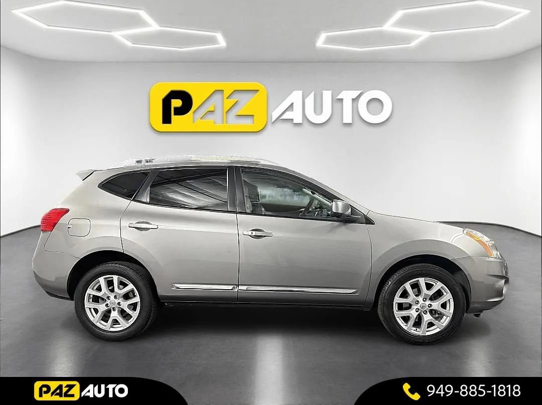 Used 2013 Nissan Rogue SL FWD image 3