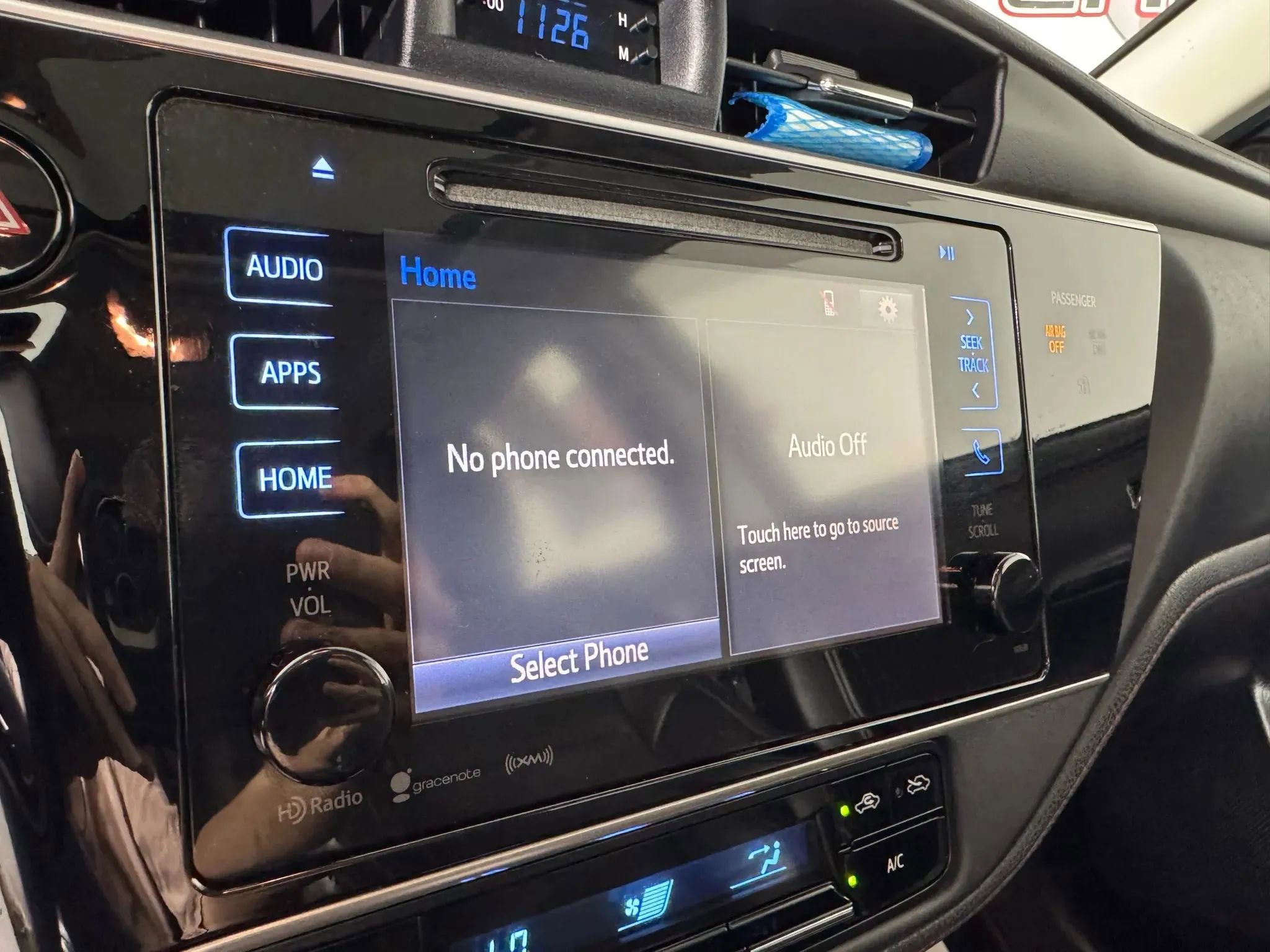 Used 2017 Toyota Corolla SE 50th Anniversary FWD image 19