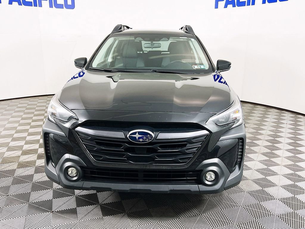 Used 2023 Subaru Outback Premium AWD/4WD image 2