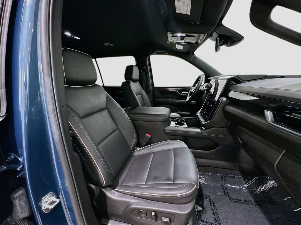 Used 2025 GMC Yukon XL Elevation RWD image 29
