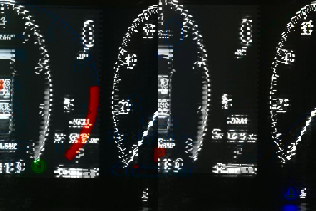 Used 2024 Honda CR-V LX image 17