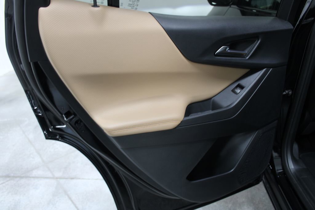 New 2026 Chevrolet Equinox ACTIV w/ Convenience Package III image 18