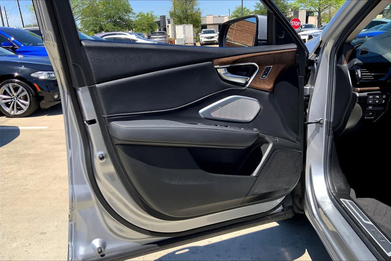 Used 2024 Acura RDX SH-AWD w/ Advance Package image 22