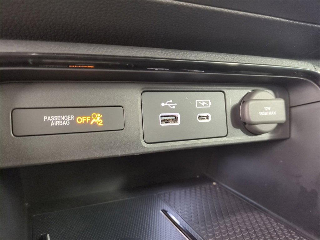 Used 2025 Honda CR-V Sport-L image 27