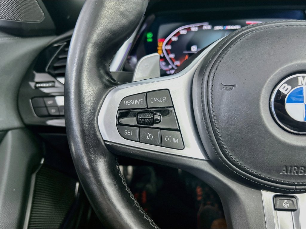 Certified 2022 BMW Z4 M40i w/ Driving Assistance Package RWD image 11