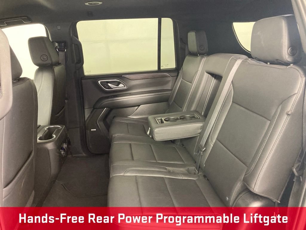 Used 2024 Chevrolet Suburban LT AWD/4WD image 17