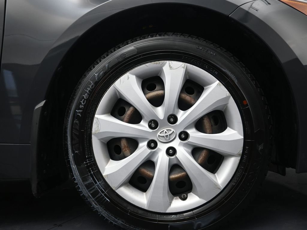 Used 2023 Toyota Corolla LE image 5