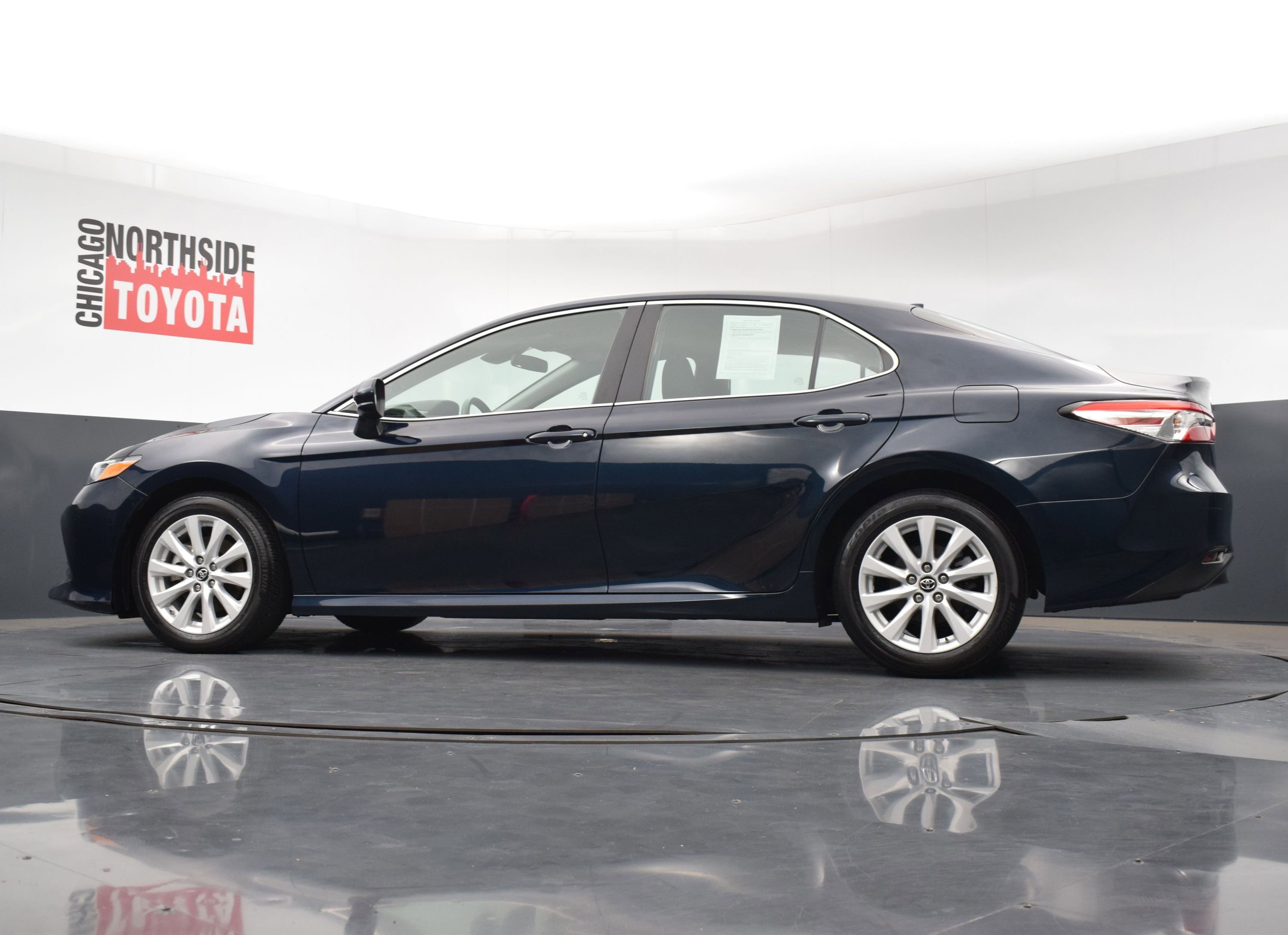 Used 2019 Toyota Camry LE image 25