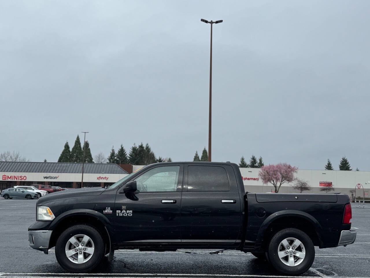 Used 2014 RAM 1500 Outdoorsman image 6