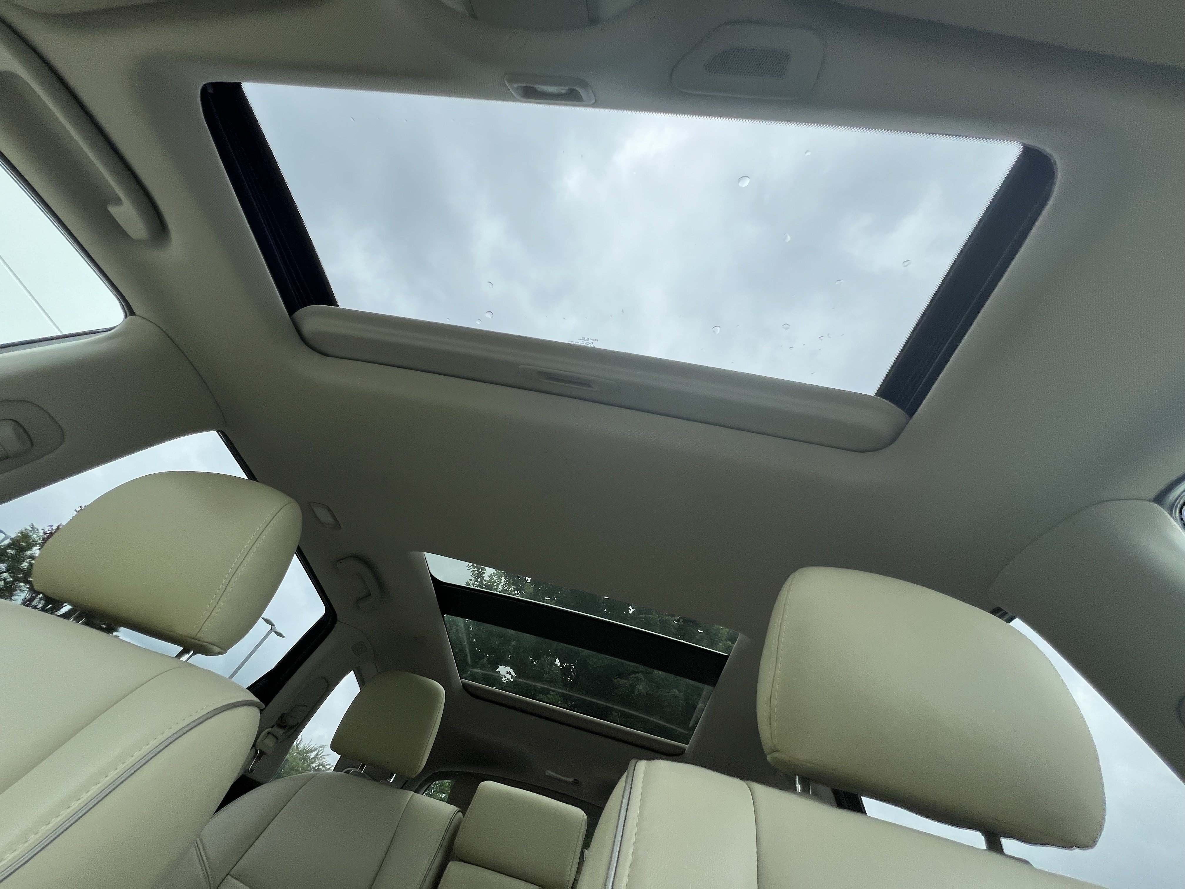 Used 2019 INFINITI QX60 Luxe w/ Sensory Package FWD image 29