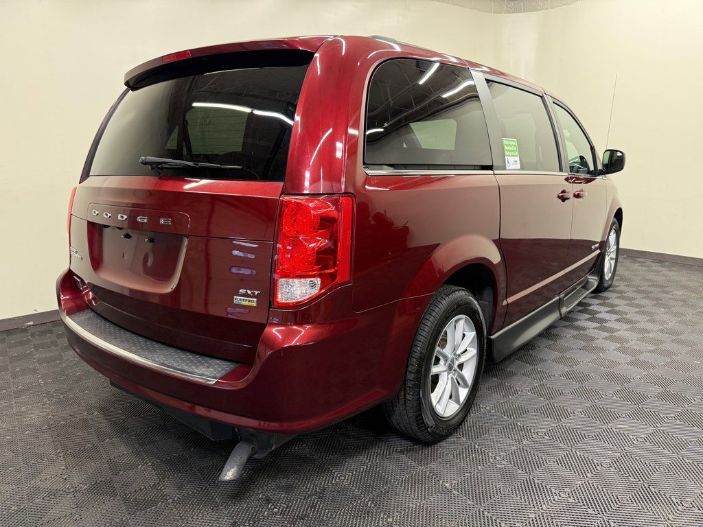 Used 2019 Dodge Grand Caravan SXT FWD image 26