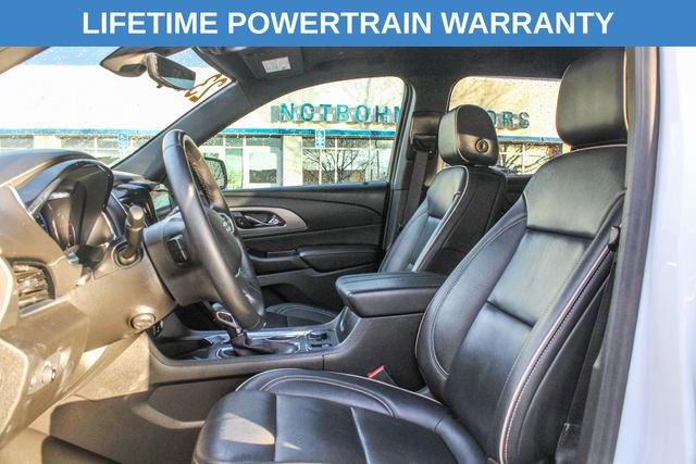 Used 2023 Chevrolet Traverse Premier w/ Redline Edition image 17