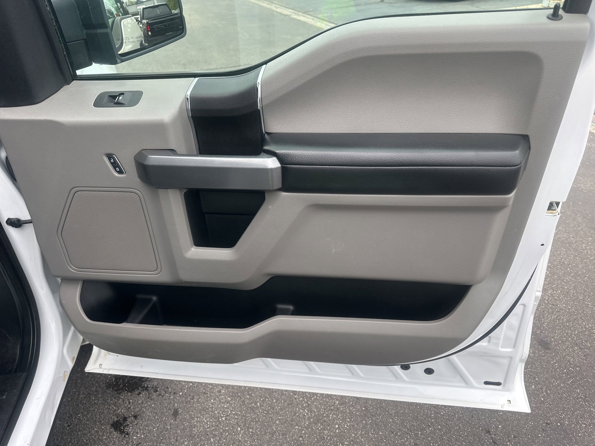 Used 2019 Ford F150 XLT image 9