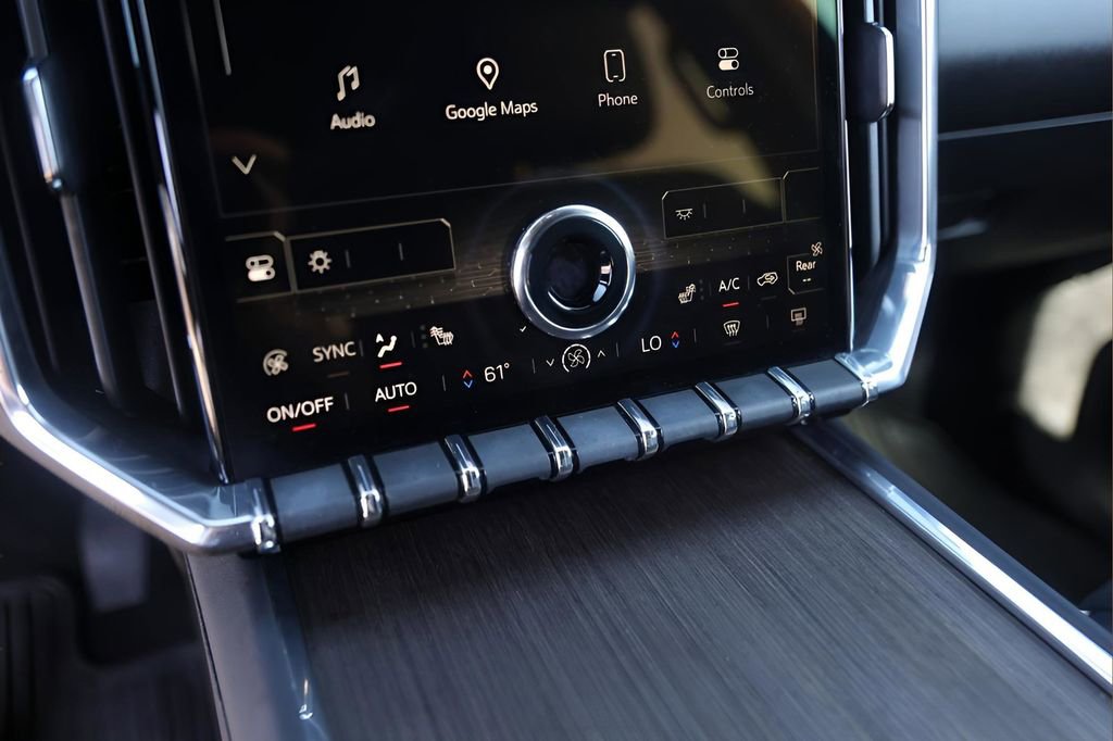 Used 2024 GMC Acadia Denali w/ Super Cruise Package image 18