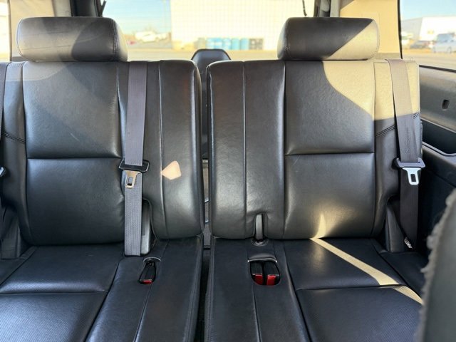 Used 2011 GMC Yukon XL Denali image 11