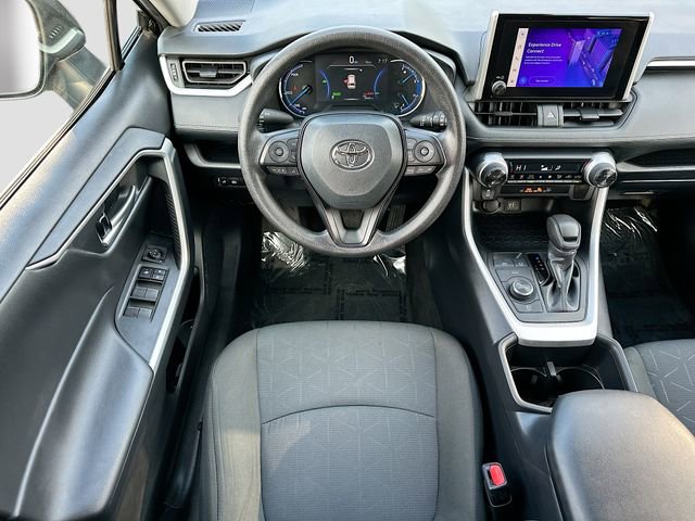 Used 2025 Toyota RAV4 XLE AWD/4WD image 20