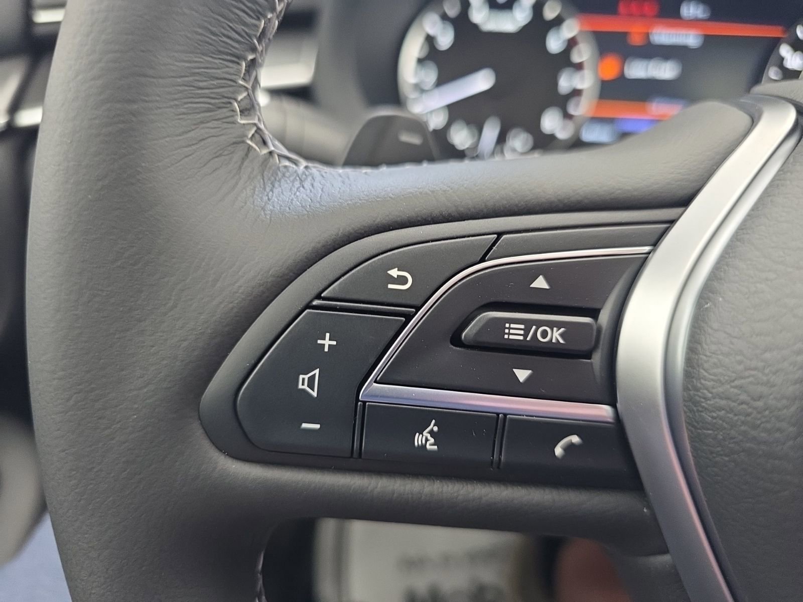 New 2025 INFINITI QX50 Luxe image 33