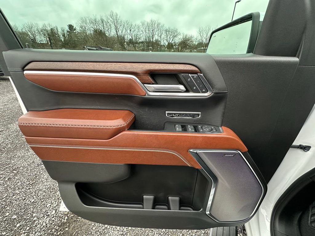 Used 2024 GMC Sierra 1500 Denali Ultimate image 6