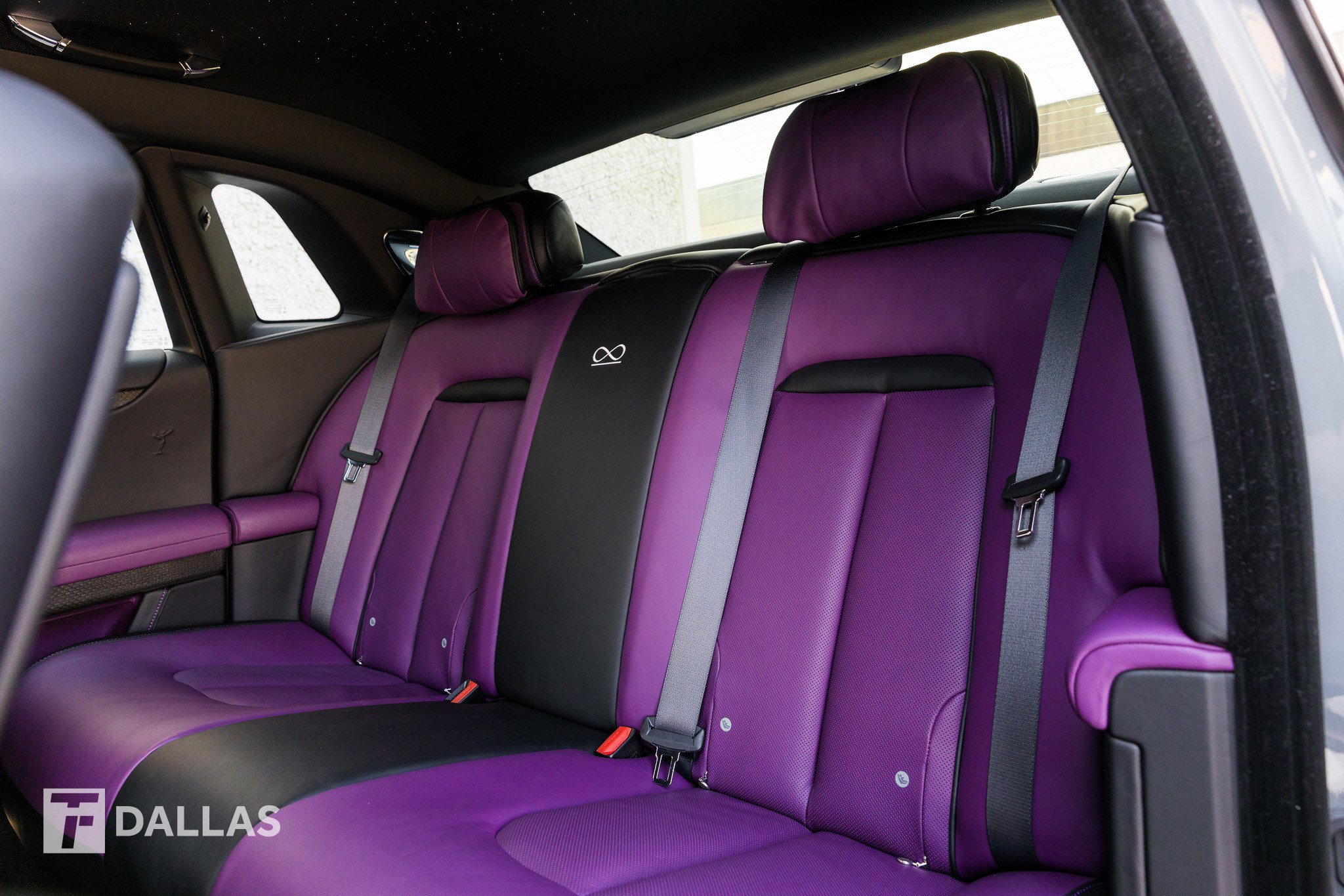 Used 2023 Rolls-Royce Ghost Black Badge w/ Black Badge Ghost Package image 35