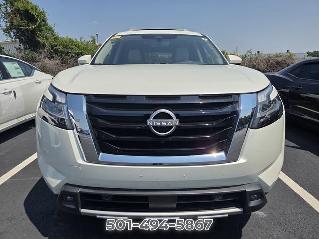 Used 2024 Nissan Pathfinder SL w/ SL Premium Package FWD image 7