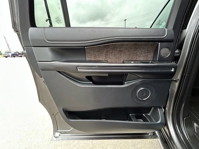 Used 2020 Ford Expedition Max Limited AWD/4WD image 44