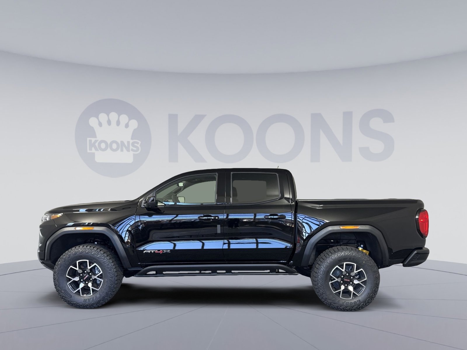 New 2026 GMC Canyon AT4X image 2