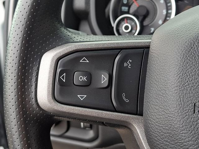 Used 2024 RAM 2500 Tradesman w/ Chrome Appearance Group image 17