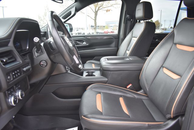 Used 2023 GMC Yukon AT4 w/ Technology Package image 15