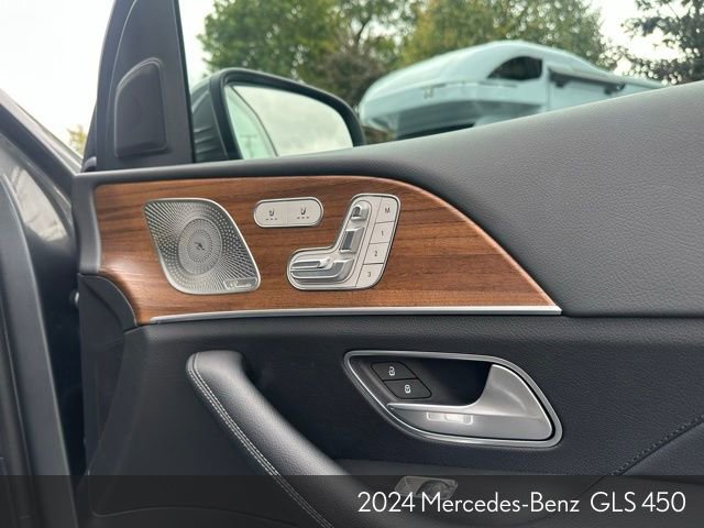 Certified 2024 Mercedes-Benz GLS 450 4MATIC image 28