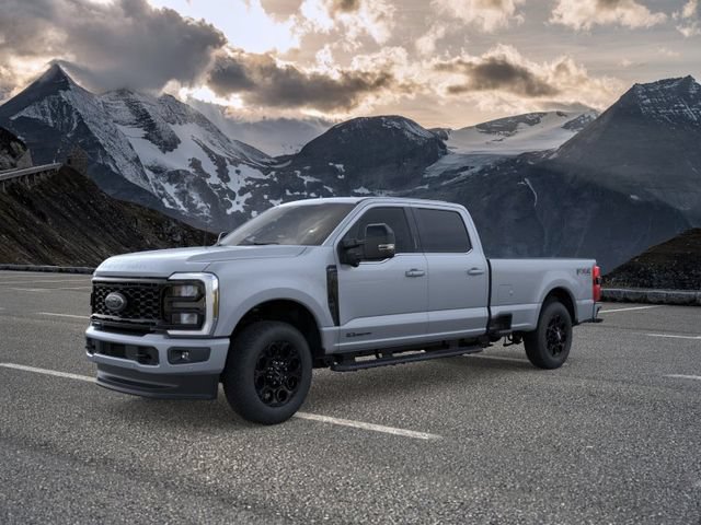 New 2026 Ford F350 Lariat w/ Black Appearance Package