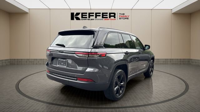 Certified 2024 Jeep Grand Cherokee Altitude AWD/4WD image 6