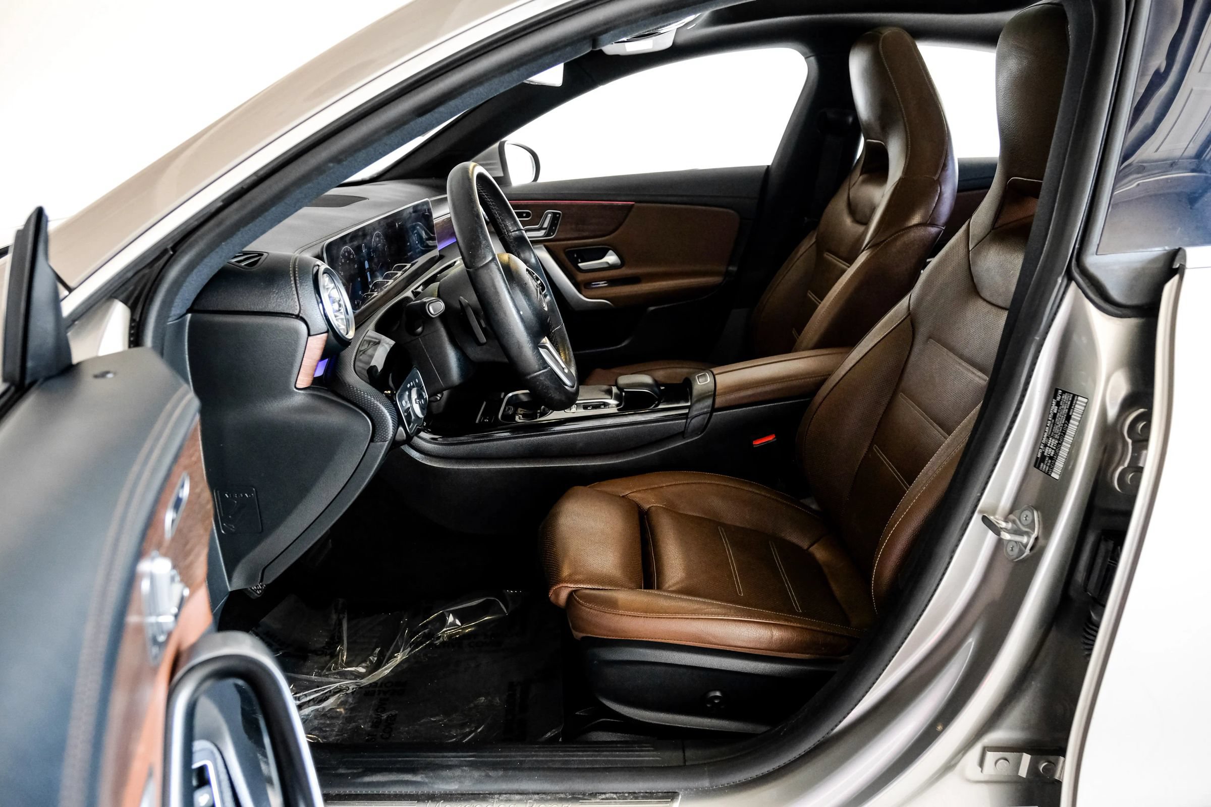 Used 2020 Mercedes-Benz CLA 250 image 3