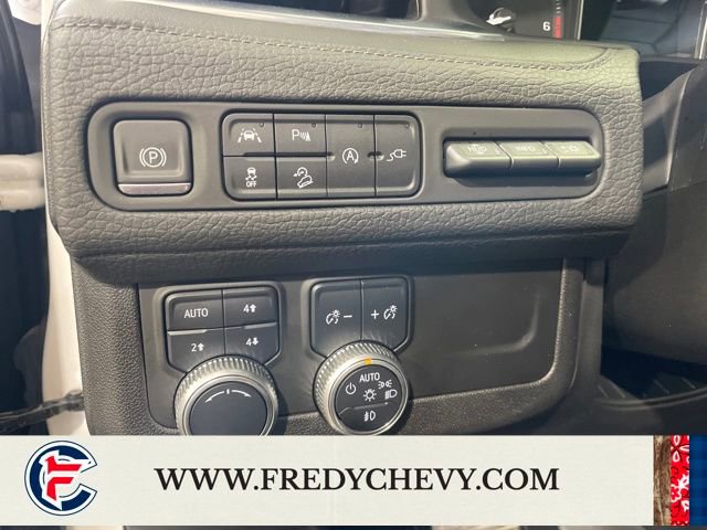 Used 2021 GMC Yukon Denali w/ Denali Premium Package image 35