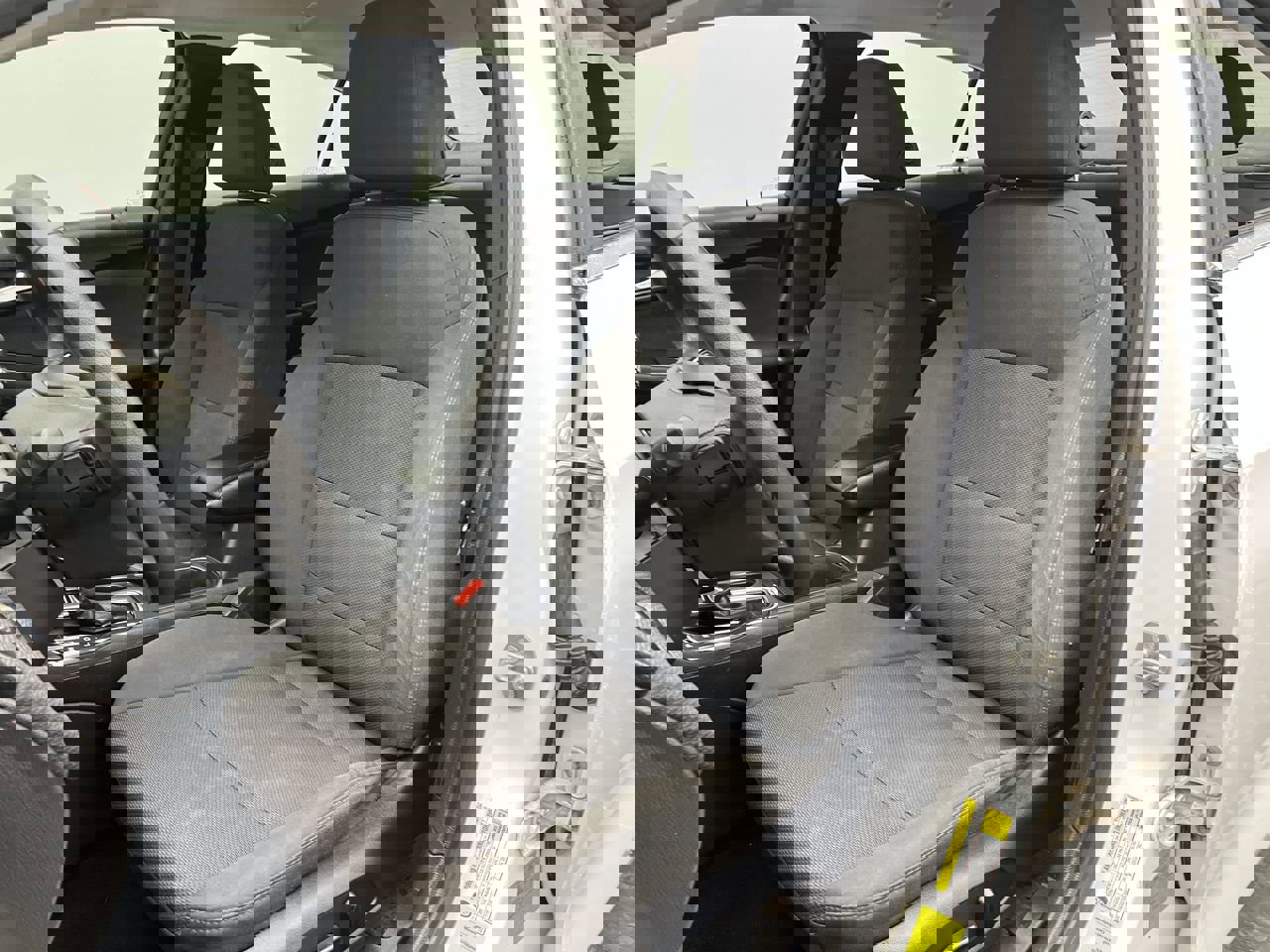 Used 2017 Chevrolet Cruze LT w/ Convenience Package image 8