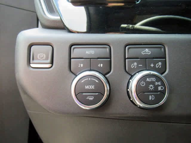 Used 2023 GMC Sierra 1500 Elevation image 26