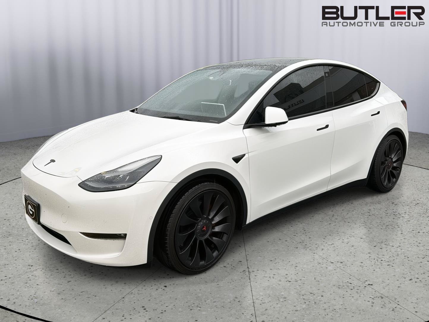 Used 2022 Tesla Model Y Performance AWD/4WD image 2