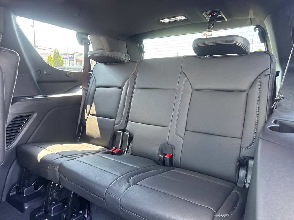 New 2026 GMC Yukon Denali w/ Sun & Power Step Package AWD/4WD image 13