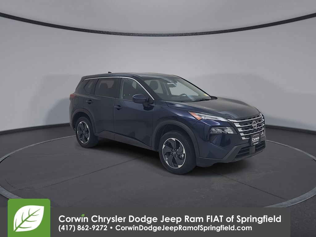 Used 2025 Nissan Rogue SV AWD/4WD image 3