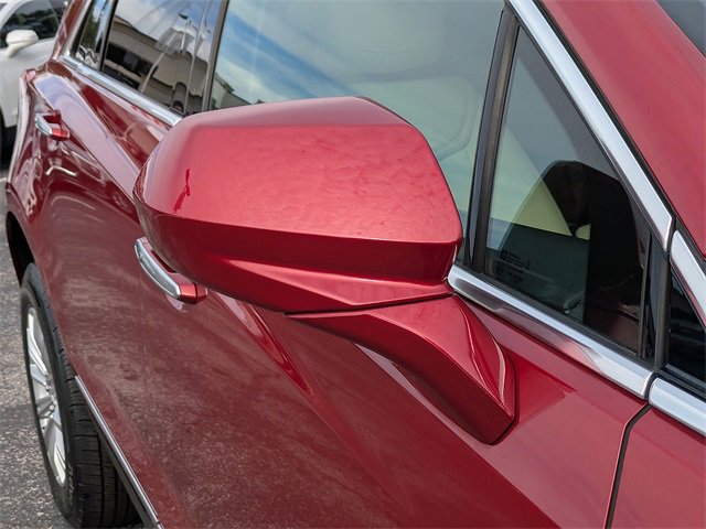 Used 2019 Cadillac XT5 FWD image 10